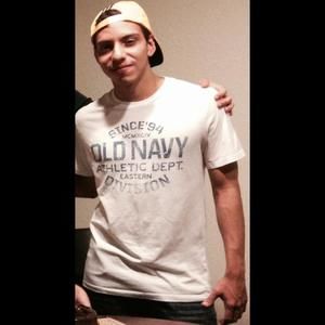 Meet your Posher, Andrés